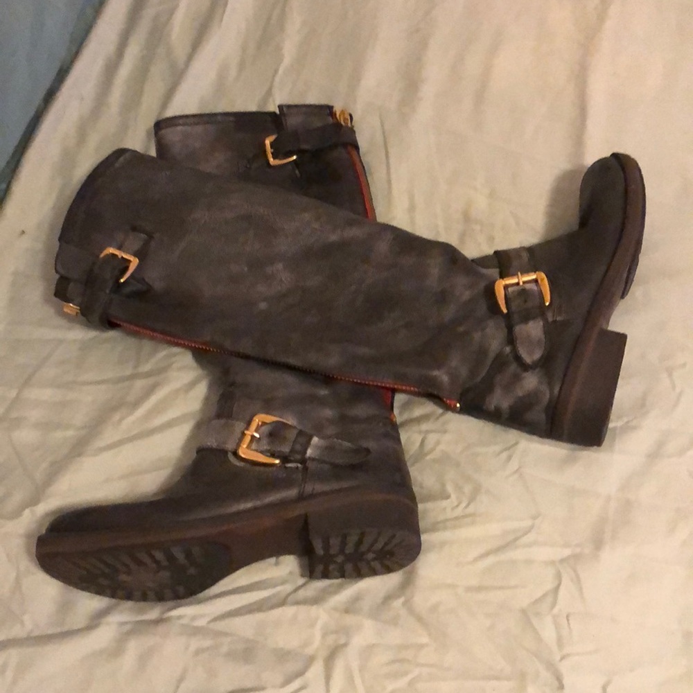 Steve Madden Lindley Boots 8